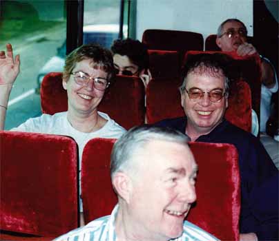 photos/1996/96-GAS-bus2-DF.jpg